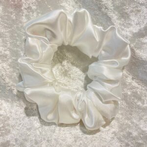 Άσπρο Σατέν Scrunchies